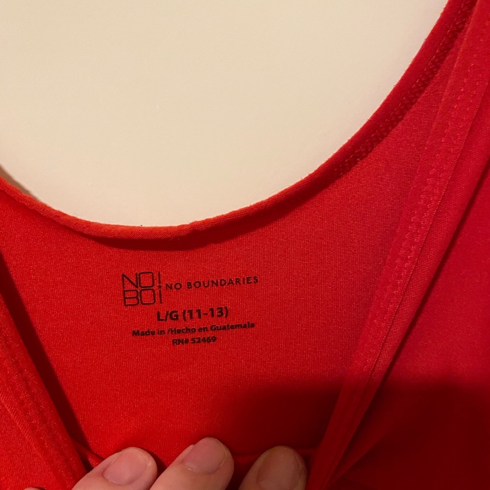 Red Tank - Picture 2 of 2